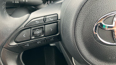 Toyota Yaris 1.5 Hybrid Icon 5dr CVT Hybrid Hatchback